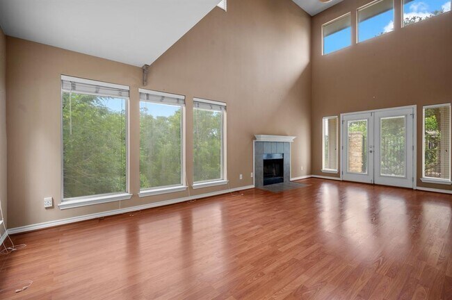 Building Photo - 5306 Beacon Dr