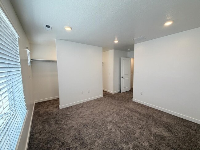 Building Photo - 324 S 1150 W