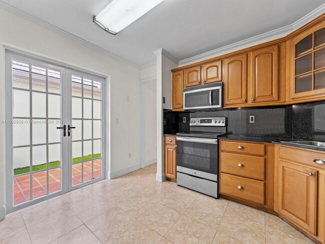 Building Photo - 9947 NW 47th Terrace