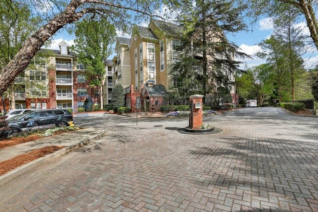 Building Photo - 1111 Westchester Ridge NE