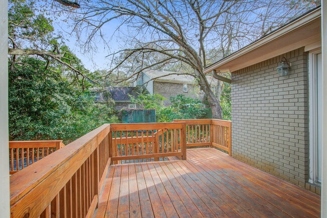 Building Photo - 1248 Winchester Dr