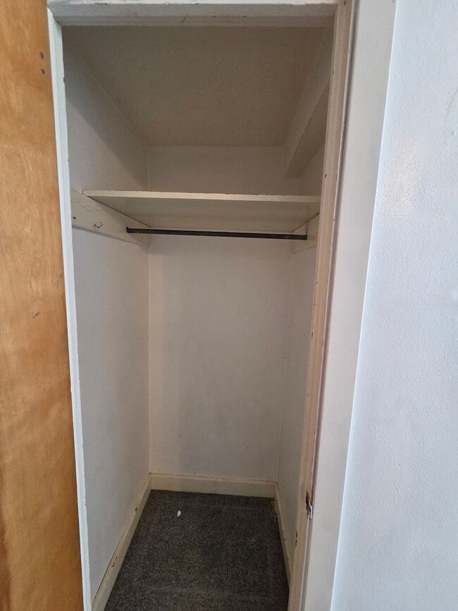 Building Photo - Bertch &amp; Western