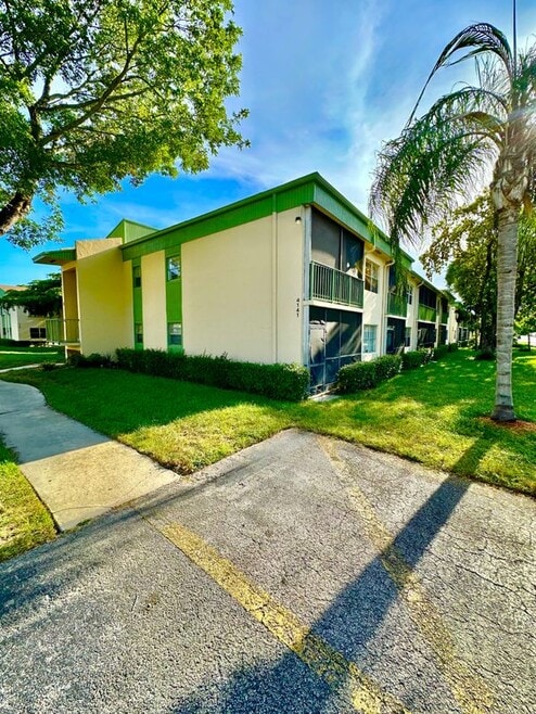 Building Photo - 4141 NW 90th Ave