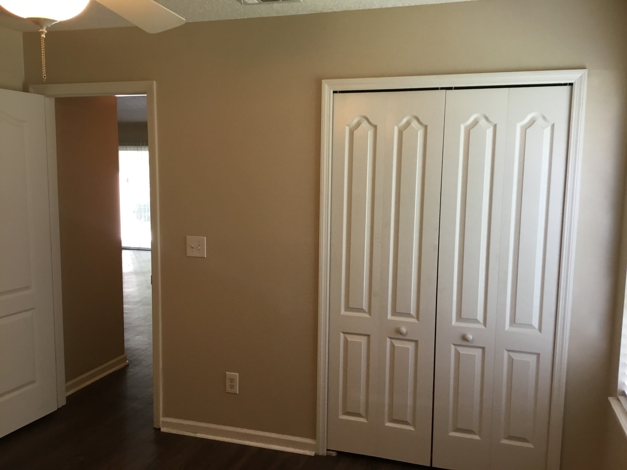 Building Photo - 8745 Edgebrook Ct