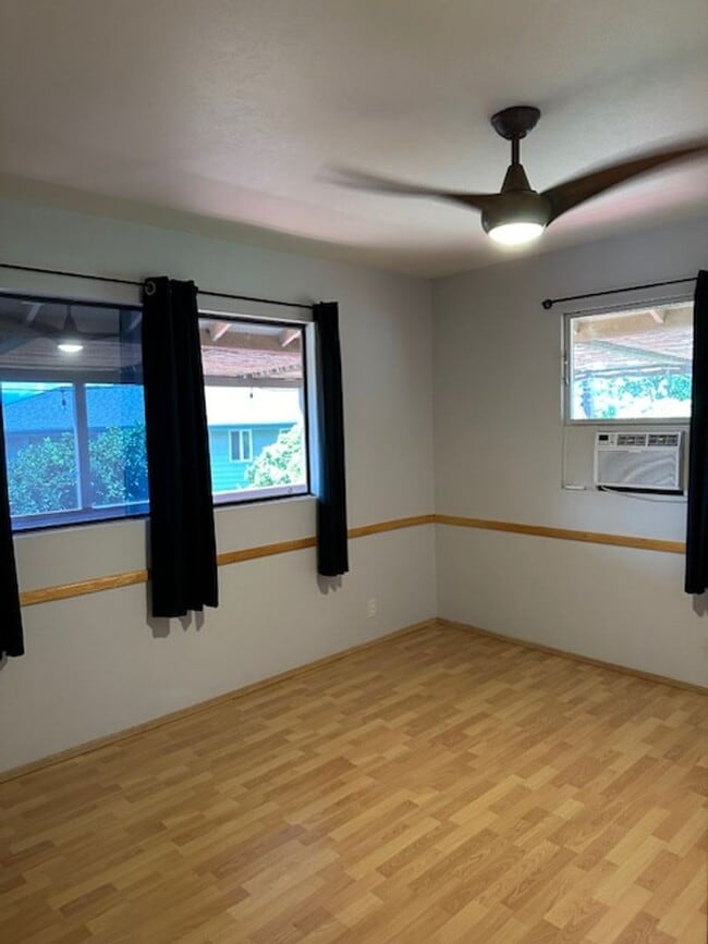 Building Photo - 2705 Palalani Pl