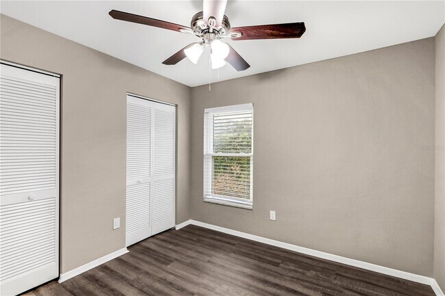 Building Photo - 11911 Hickorynut Dr