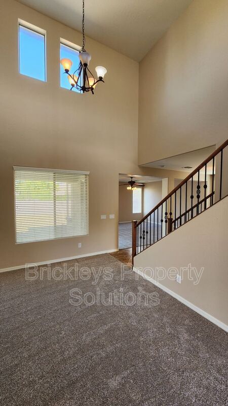 Building Photo - 4446 E Blue Sage Rd
