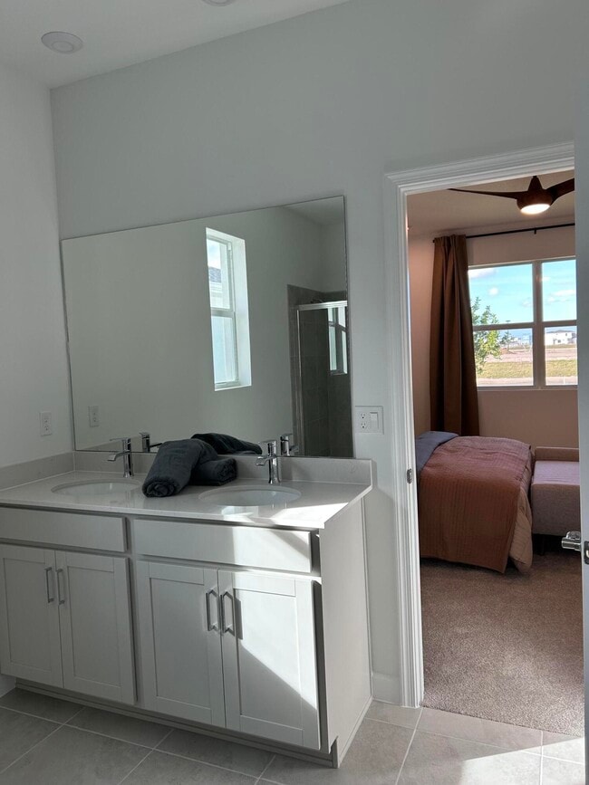 Building Photo - 14417 Ellison Dr