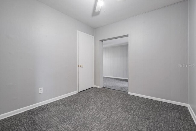 Building Photo - 2709 W Abdella St