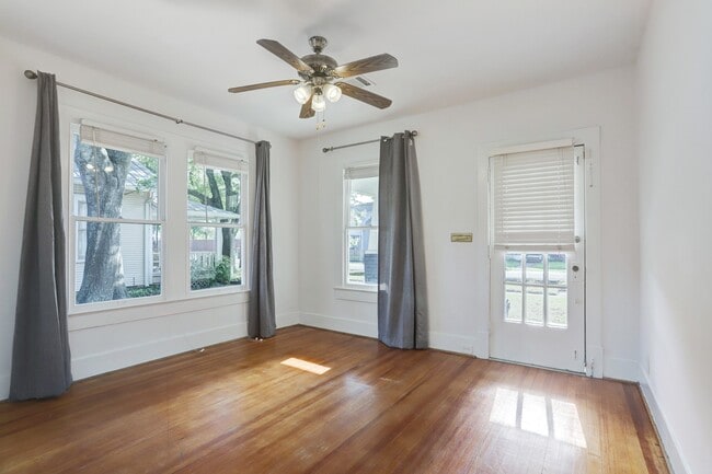 Building Photo - 530 Frasier St