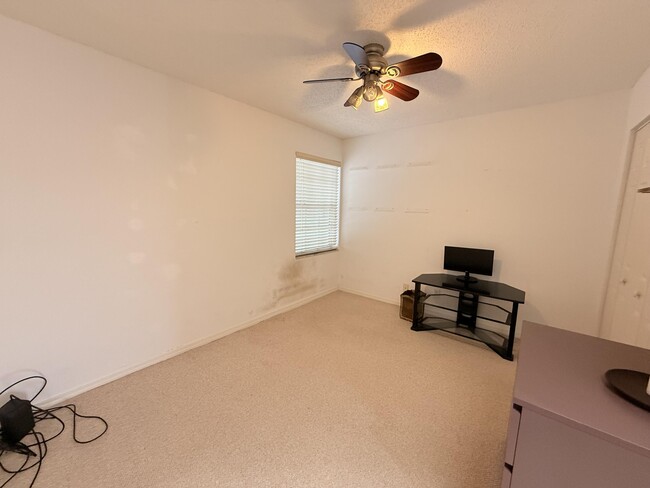 Building Photo - 5121 Sabal Gardens Ln