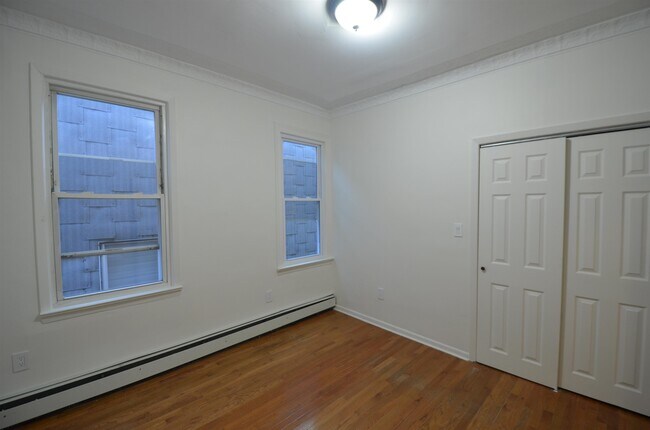 Building Photo - 241 Randolph Ave