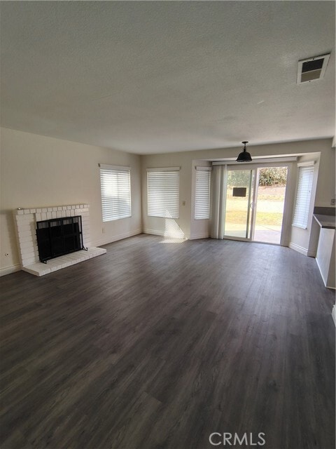 Building Photo - 946 Winston Cir