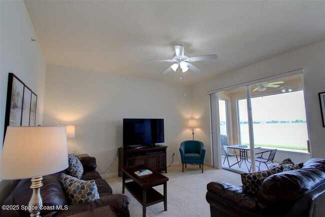 Building Photo - 6858 Toland Dr