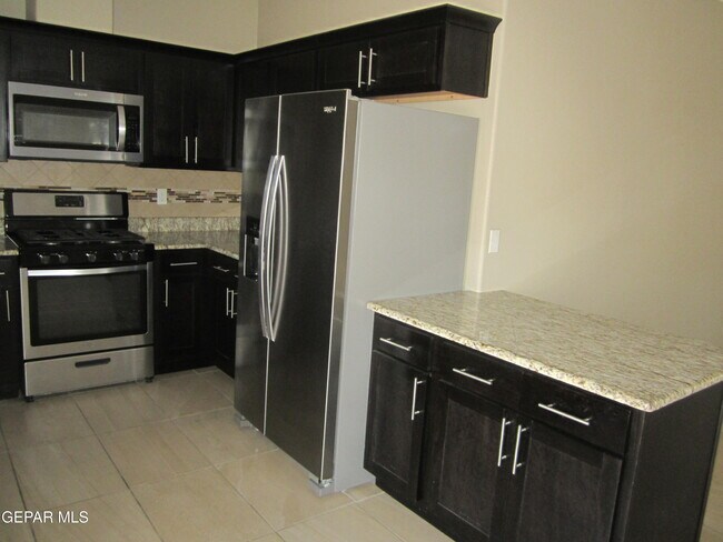 Building Photo - 477 Prime Desert Dr