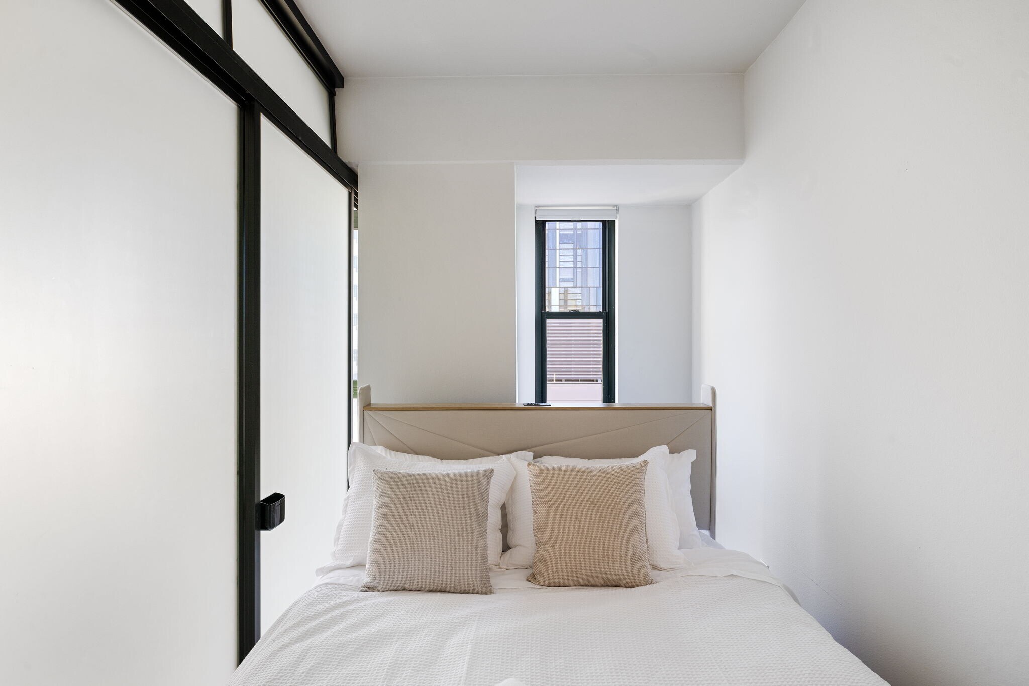 Building Photo - 1 Daniel Burnham Court