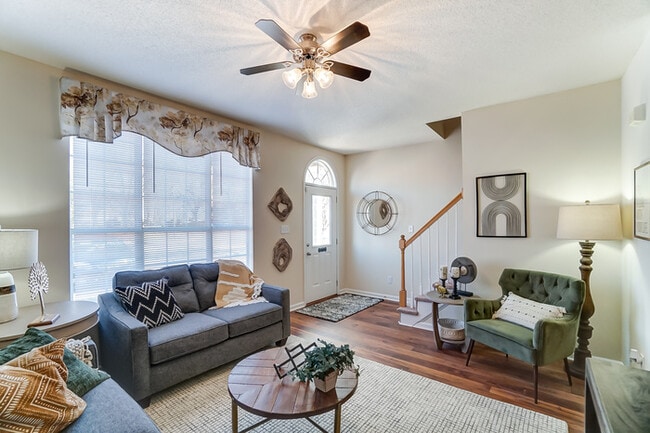 Building Photo - All-brick townhome living, minutes from it all.