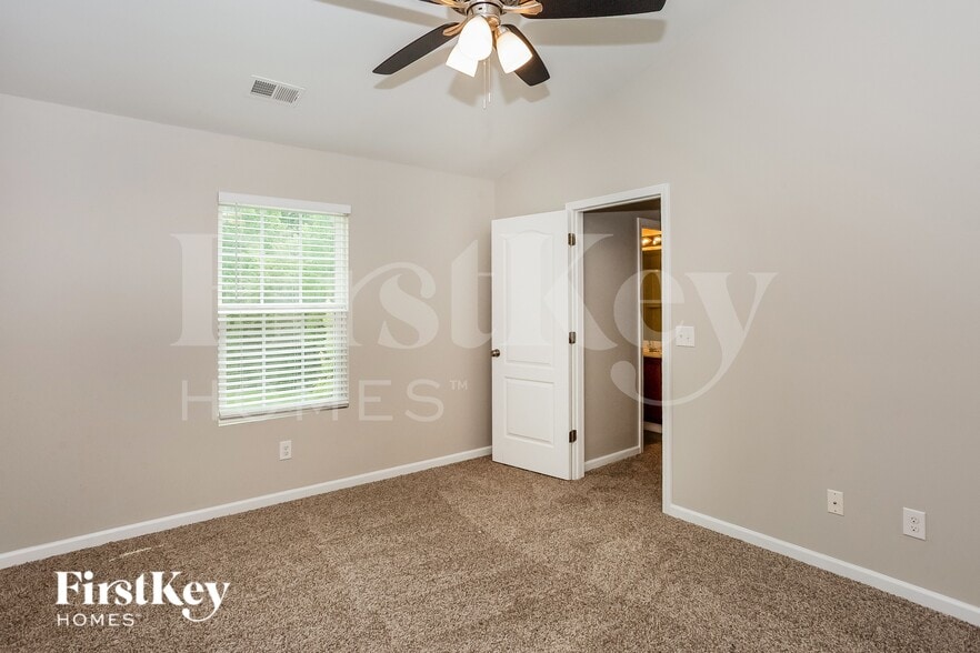 Building Photo - 5212 Raspberry Knoll Dr