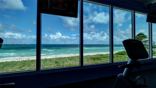 Building Photo - 5401 Collins Ave