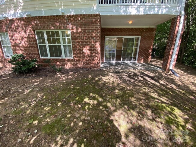 Building Photo - 8642 Coralbell Ln