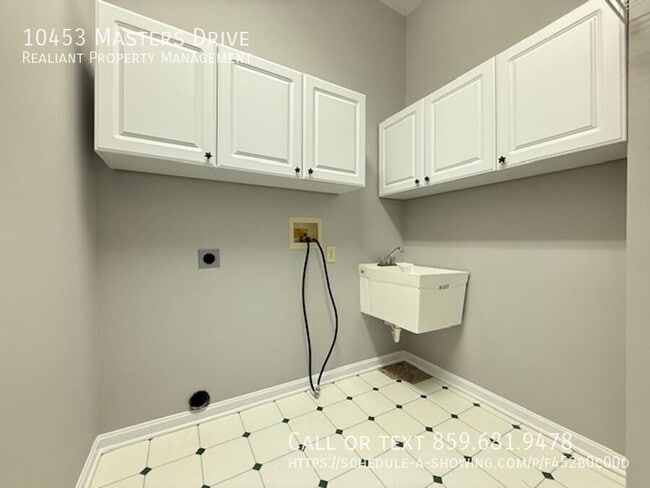 Building Photo - 10453 Masters Dr