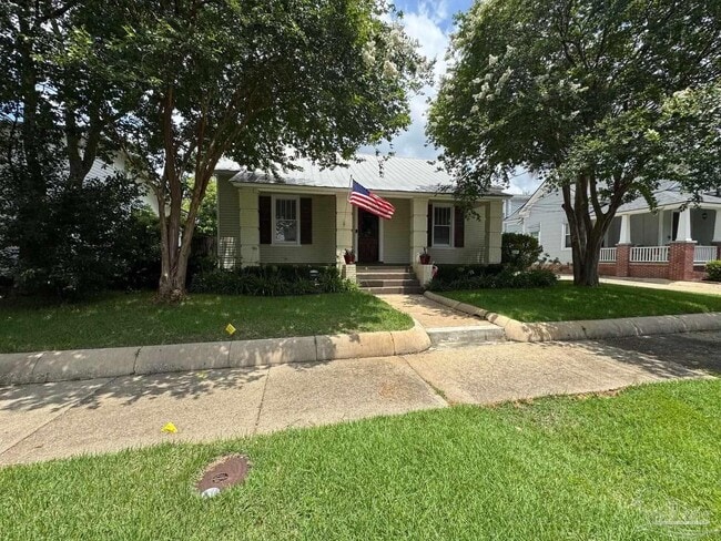 Primary Photo - 1106 E Jackson St
