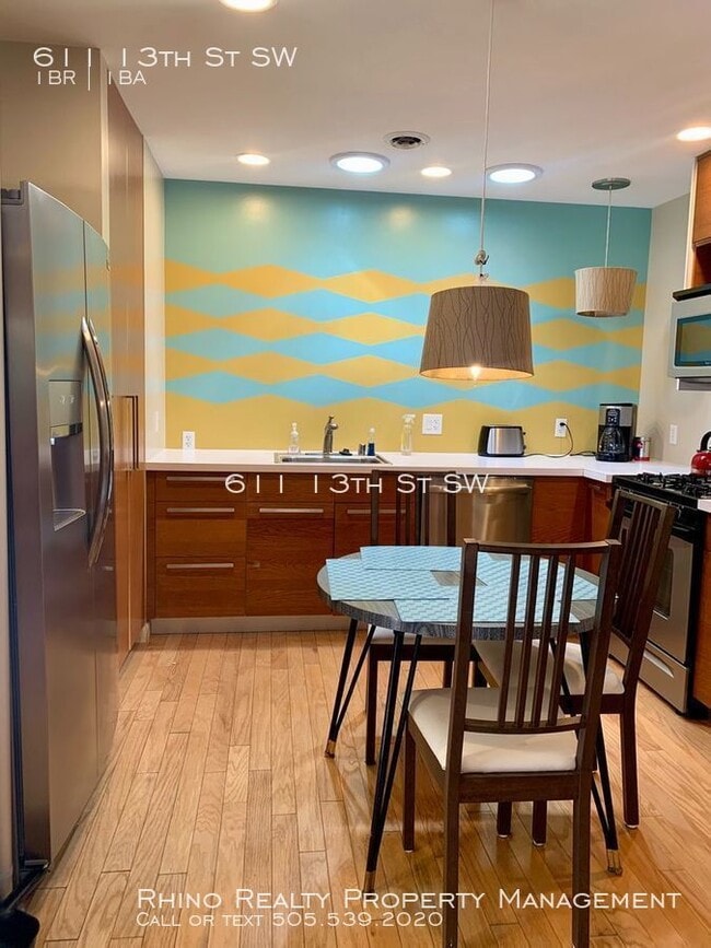 Building Photo - 611 13th St SW