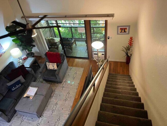 Building Photo - Spacious 2BR/2BA Condo with Garden View – Steps from the Ocean