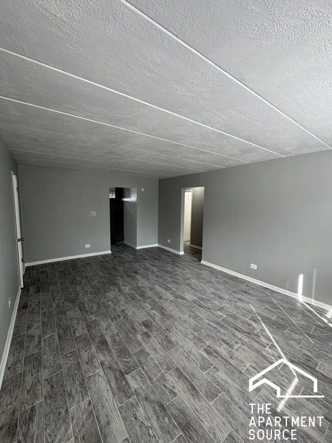 Building Photo - 1408 Carol St