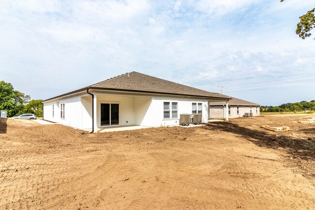 Building Photo - 1526 Park Ave