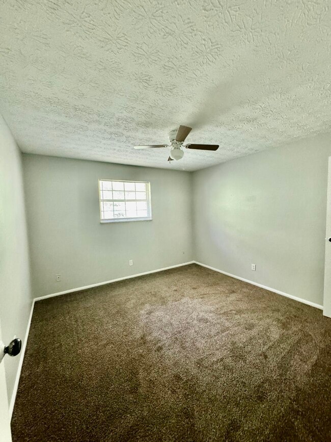 Building Photo - 9626 Alexandria Pike