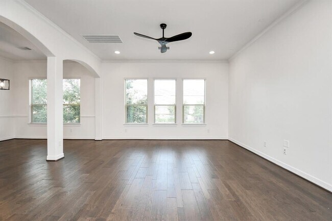 Building Photo - 1411 Upland Arbor Dr