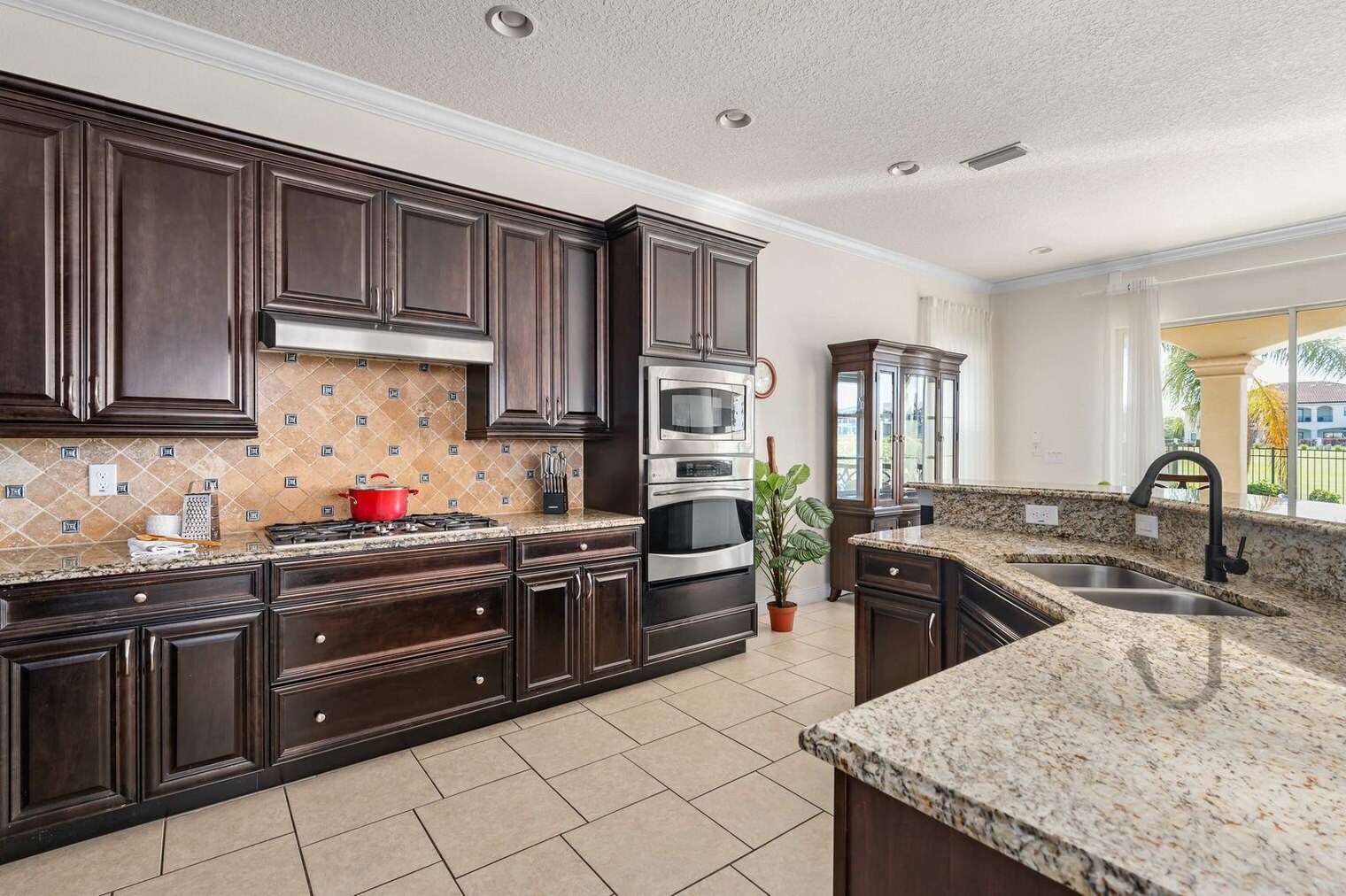 Building Photo - 1080 Castle Pines Ct