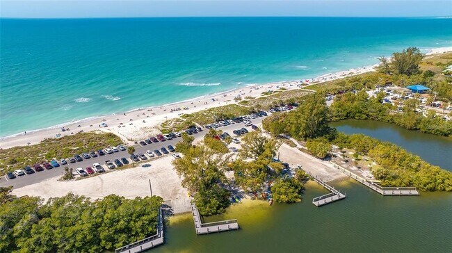 Building Photo - 6758 S Lockwood Ridge Rd