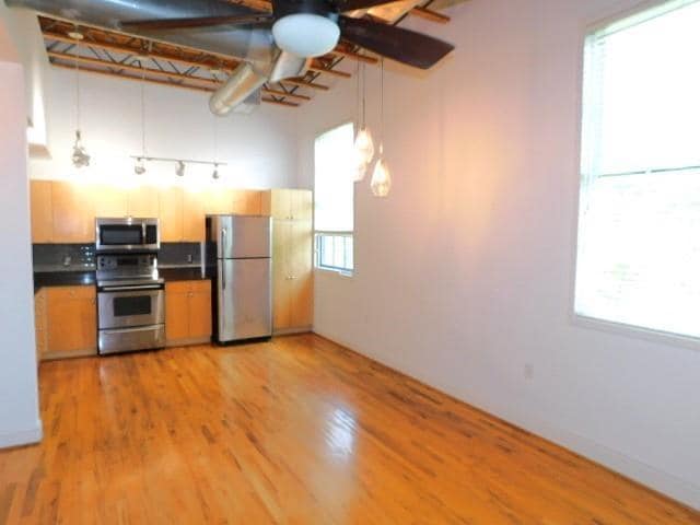 Building Photo - 1755 Liberty Ln