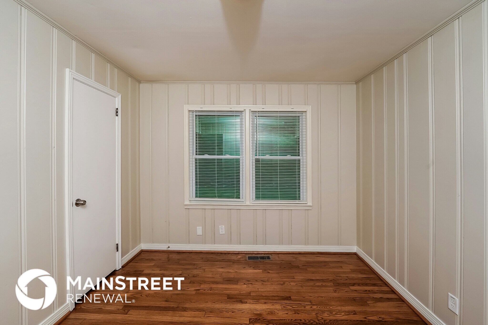 Building Photo - 2401 4th St NE