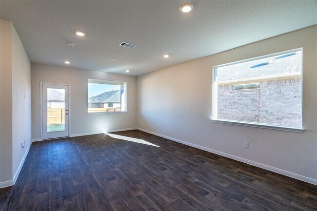 Building Photo - 233 Brooklyn Dr