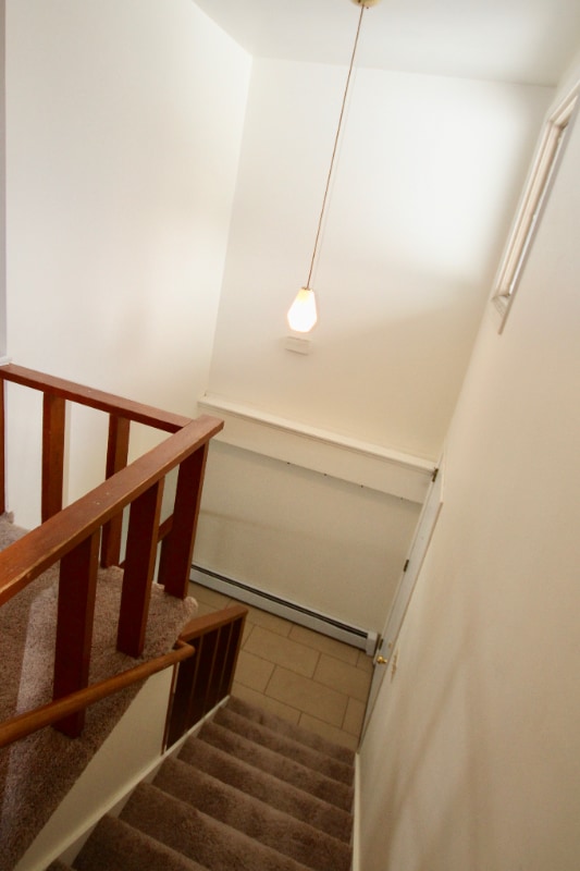 Building Photo - 705 S 16th Ave