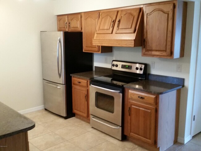 Building Photo - 3521 Cumberlin Ct