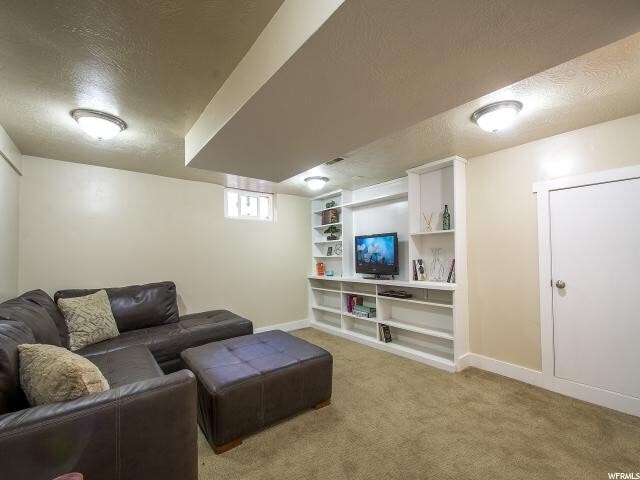 Building Photo - 2176 Nowell Cir