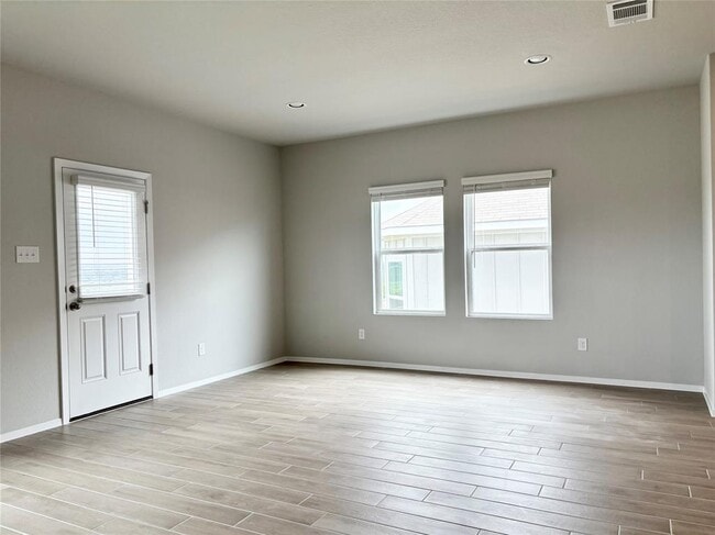 Building Photo - 11624 Comano Dr