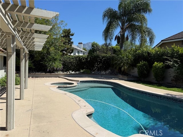 Building Photo - 1716 Orangewood Ave