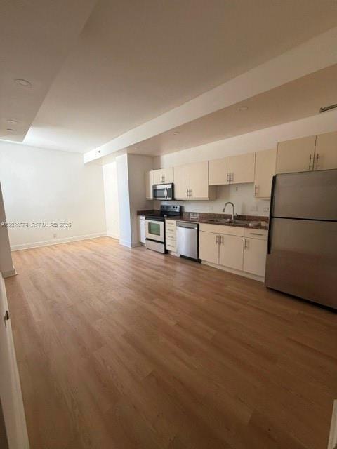 Building Photo - 111 E Flagler St