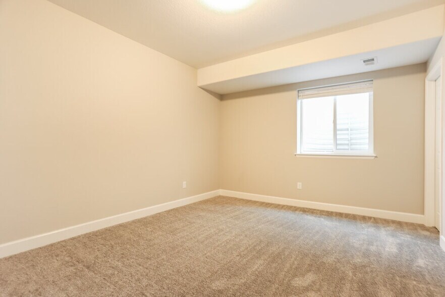 Building Photo - 26442 E Moraine Pl