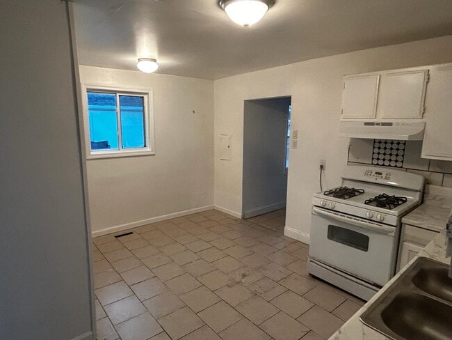 Building Photo - 509 N Wildwood Blvd