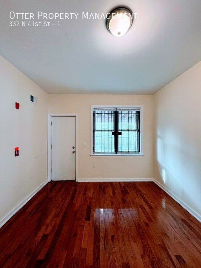 Building Photo - 332 N 41st St