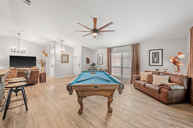 Building Photo - 127 Terrace Ln