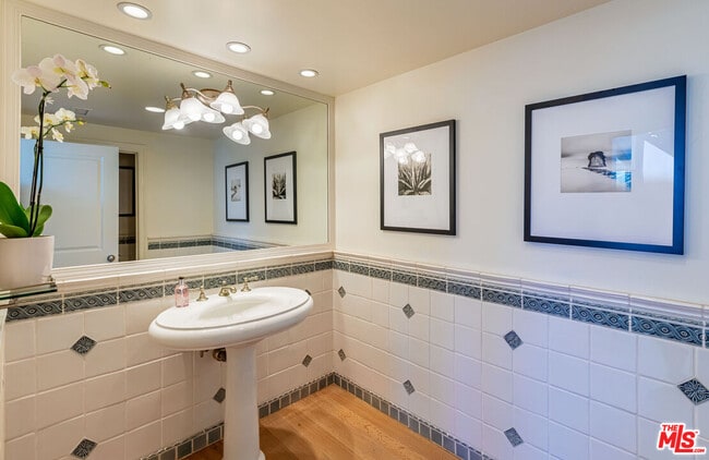 Building Photo - 24314 Malibu Rd