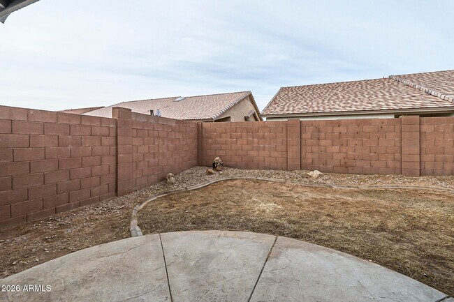 Building Photo - 6610 E University Dr