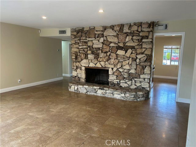 Building Photo - 7860 Lasaine Ave